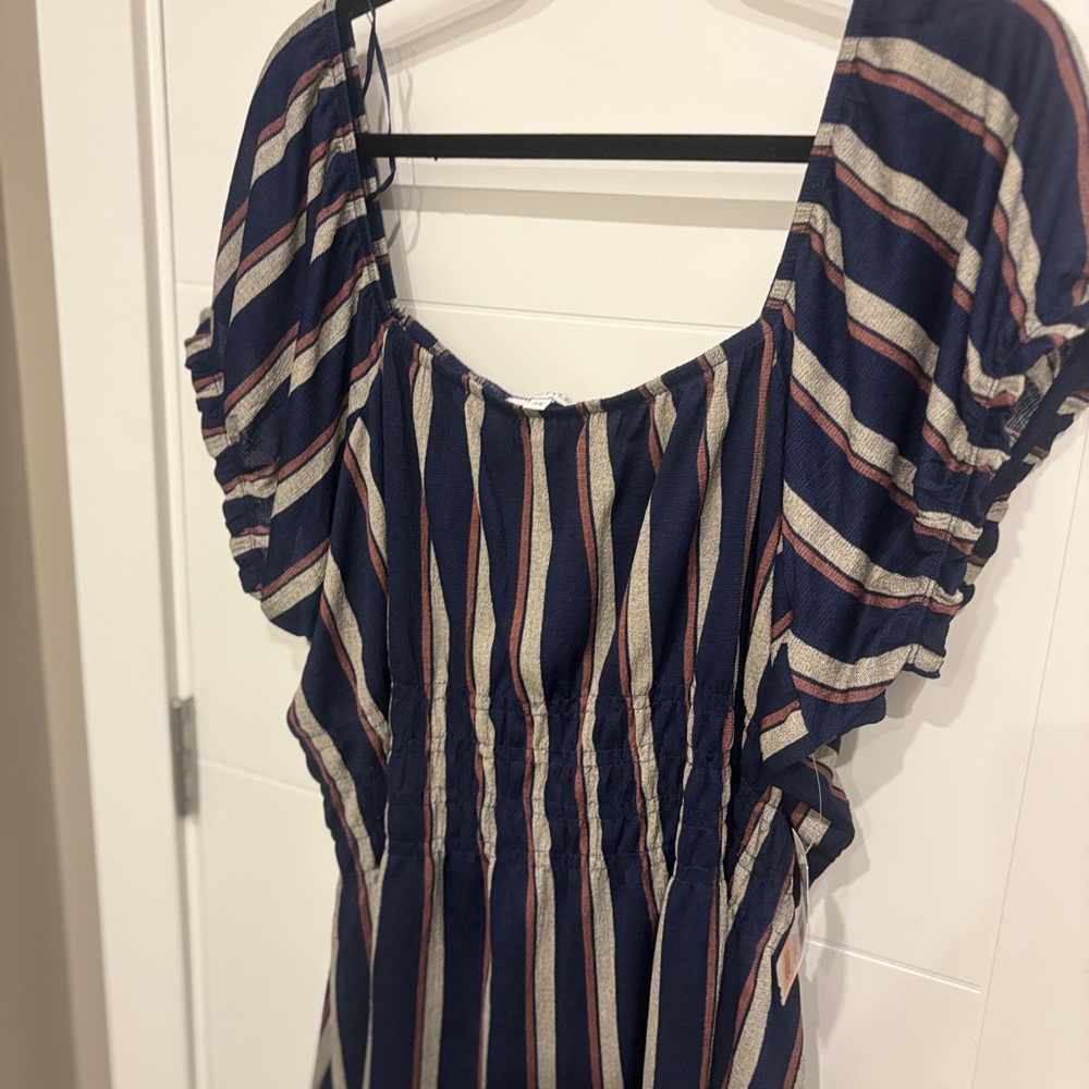 NWT My Style Striped Navy Short Sleeve Smocked Waist Peasant Tunic Top - Picture 4 of 7